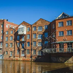 42 The Calls Hotel Leeds (West Yorkshire)