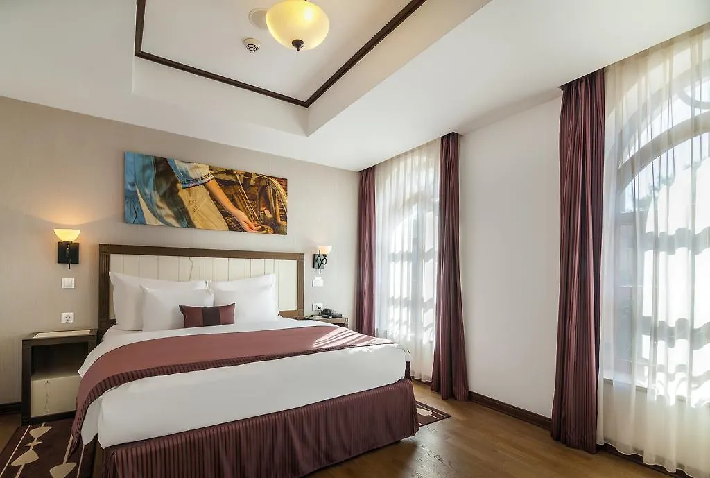 Epoque Hotel - Relais & Chateaux Bucharest