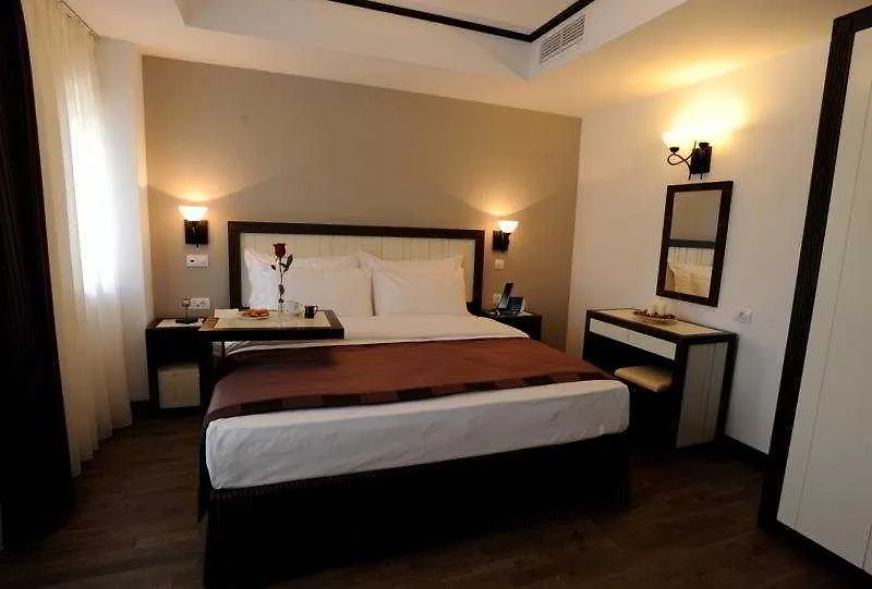 Epoque Hotel - Relais & Chateaux Bucharest